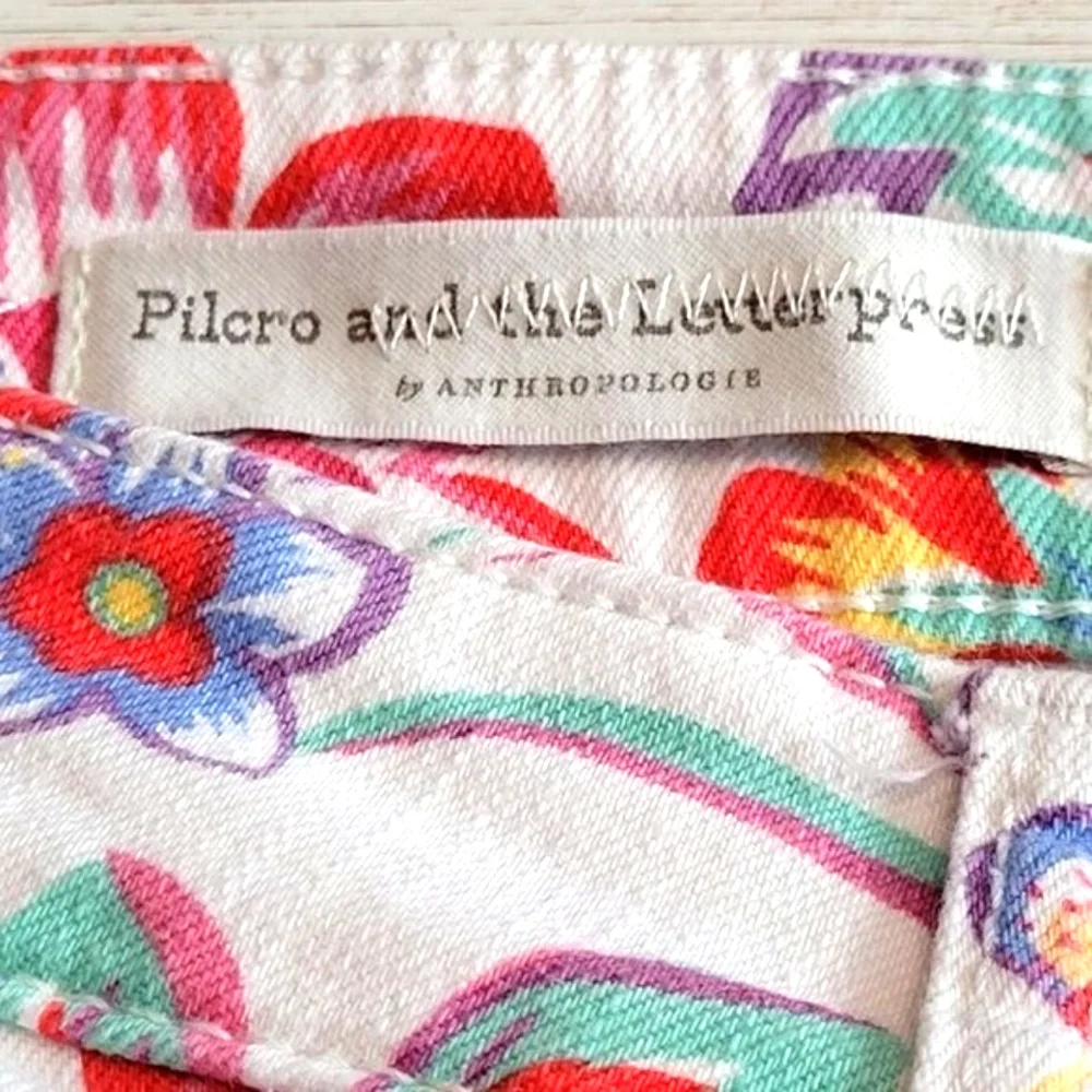 Anthropologie Pilcro Mid-Rise Skinny Jeans | Anthropologie Jeans | Floral Jeans